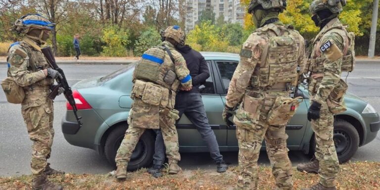 У Сумах СБУ допомагає вручати повістки до ТЦК