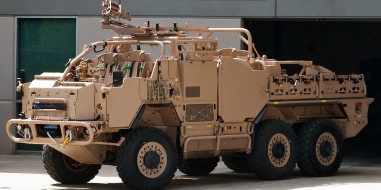 Британська армія замовила 53 модульні транспортери Jackal 3