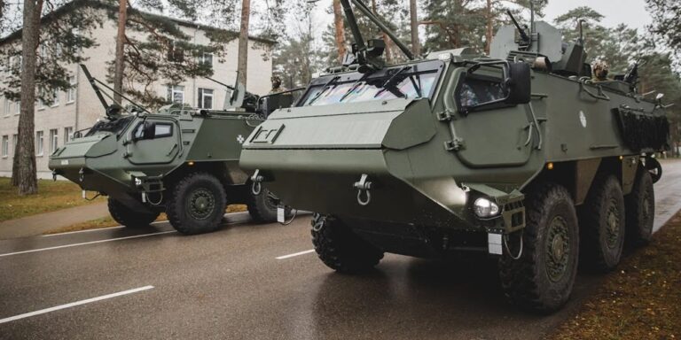 Латвія передасть Україні бронетранспортери Patria 6x6