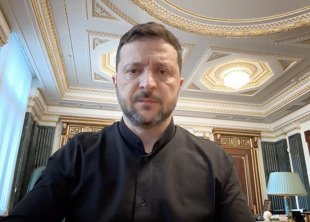 Перемовини мають бути з Путіним - Зеленський