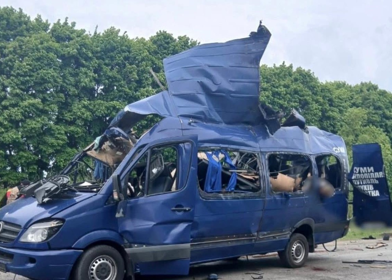 Удар по автобусу на Сумщині: з'явилися подробиці