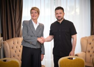 Зеленський обговорив з президенткою Швейцарії тиск на РФ