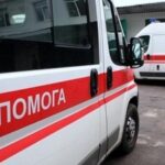 Росіяни скинули вибухівку на авто в Херсоні, є поранені