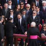 Зеленський зустрівся з Венсом у Римі - ЗМІ