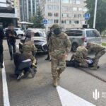 Військовий разом зі спільником переправляли ухилянтів за кордон