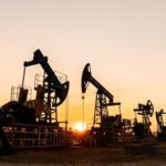 Нафта дорожчає на новинах з Близького Сходу
