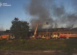 Удар РФ по Сумах: ліквідовано масштабну пожежу