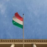 Євродепутати закликають ЄС заморозити усе фінансування Угорщини