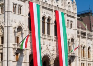 Опозиція в Угорщині випереджає партію Орбана на 7% - опитування