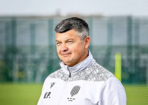 Головний тренер львівського Руху достроково залишає посаду