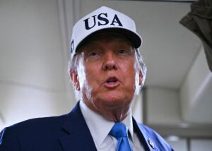 Україна "дала привід" Путіну розбомбити її - Трамп