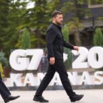 Зеленський достроково повертається з саміту G7 - ЗМІ