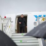 Зеленський анонсував візит до Британії