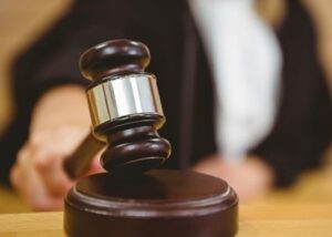 Фіктивна служба заради іміджу: депутатку облради взяли під варту