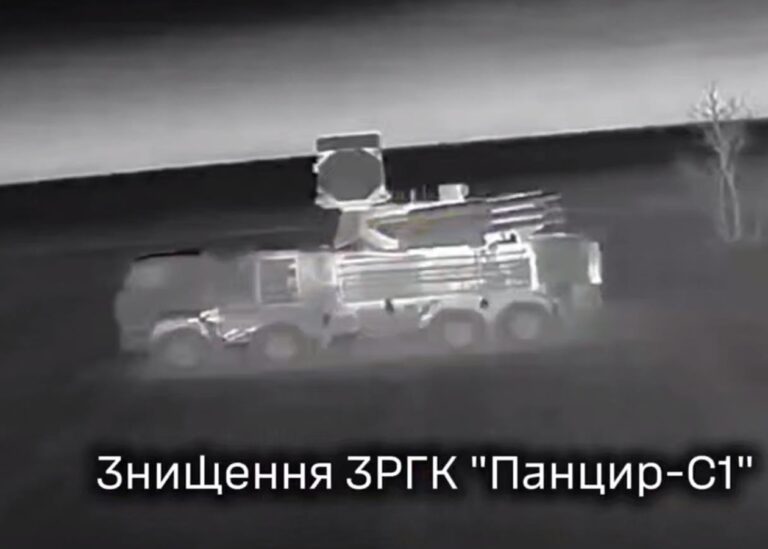 Дрони ГУР уразили ППО і Су-30 в Криму