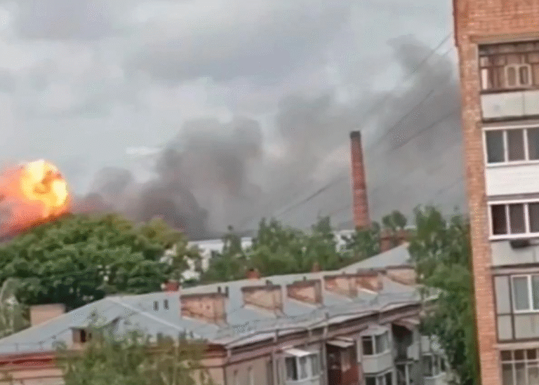 Удар по заводу в Іжевську: РФ заявила про загиблих