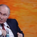 ЗМІ дізналися деталі розмови Макрона з Путіним