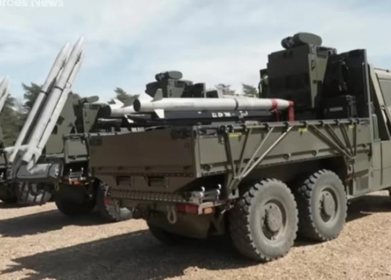 Віськові показали, як ЗРК Raven збиває цілі РФ британськими ракетами