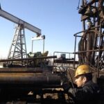 Нафтові доходи РФ впали на 30%