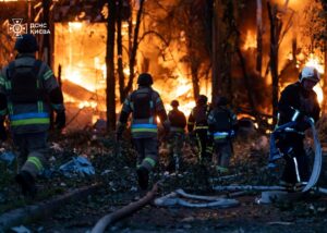 Нічна атака на Київ: з'явилися фото наслідків