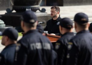 Зеленський вручив держнагороди поліцейським