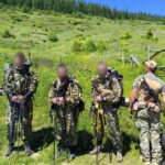 В Карпатах службовий пес допоміг затримати ухилянтів
