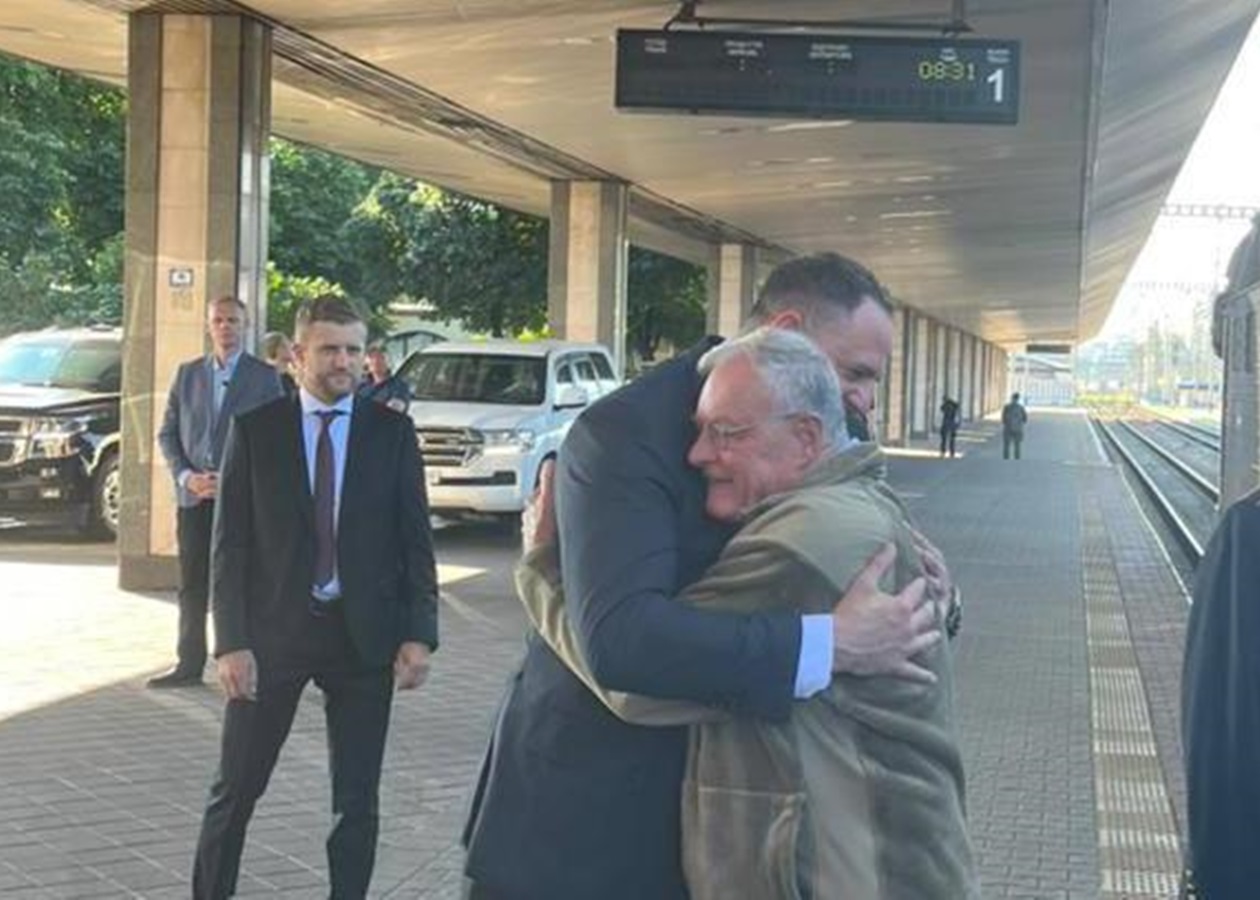 Келлог приїхав з тривалим візитом в Україну