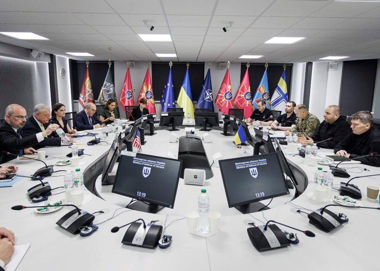 Келлог заслухав доповіді Буданова і Сирського