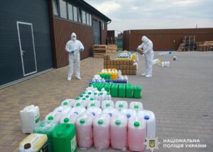 В Україні викрили виробництво підробок агрохімії