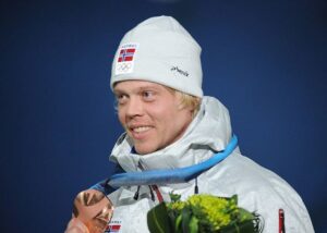 Блискавка обірвала життя: загинув призер Олімпіади