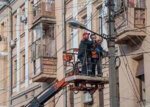 Відключення світла у трьох областях - Укренерго