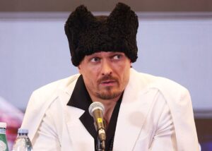 Усик обрав невибагливий образ для виходу на ринг