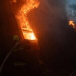 У Харкові після вибухів спалахнула пожежа