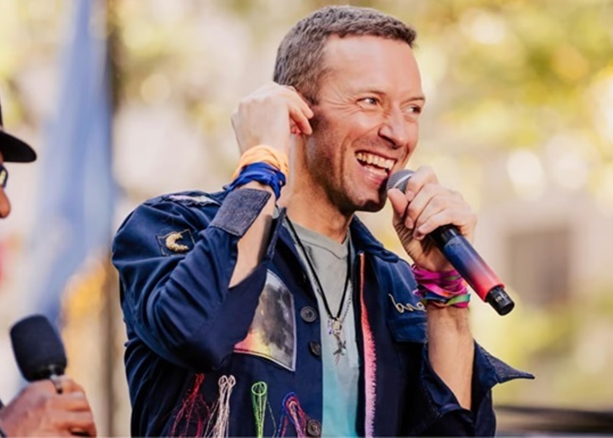 Coldplay почали попереджати фанатів про камери на концерті