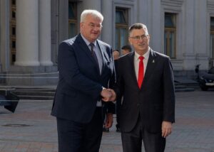 Україна і Ізраїль започаткували діалог щодо Ірану - Сибіга