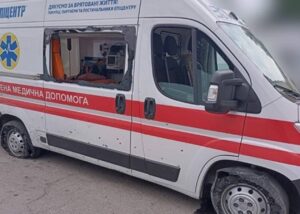 Росіяни вдарили дроном по медикам і комунальникам у Херсоні: є жертва