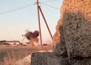 ГУР підірвало авто з "кадирівцями" в Мелітополі