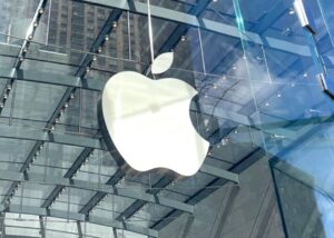 Німецький мобільний оператор злив можливу дату презентації iPhone 17