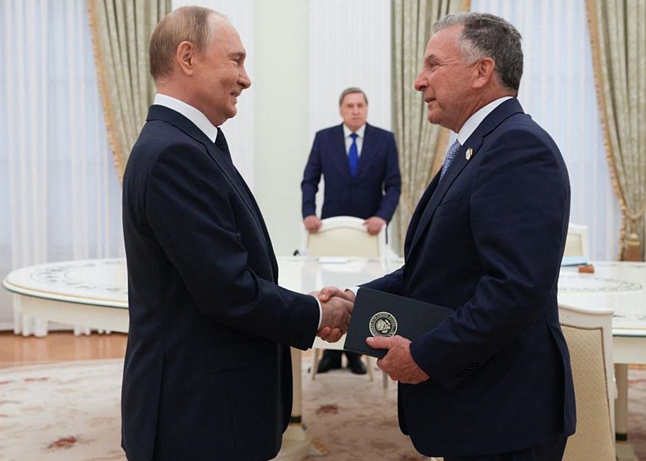 Віткофф і Путін проводять зустріч у Кремлі