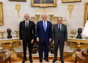 Вірменія і Азербайджан підписали мирну угоду у США