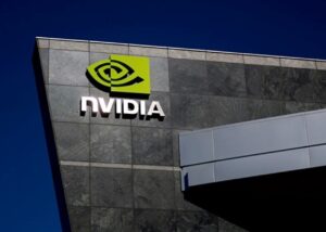 Nvidia та AMD віддаватимуть США долю доходів від продажу чипів у Китаї