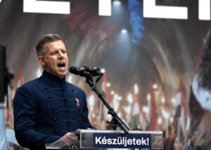 Лідер опозиції Угорщини звинуватив РФ у втручанні у вибори