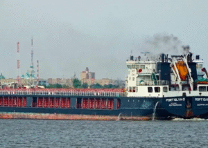ЗСУ атакували морський порт РФ: уражено судно з боєприпасами з Ірану