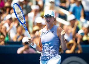 Відома друга учасниця: Підсумковий турнір WTA 2025 відкритий для Свьонтек