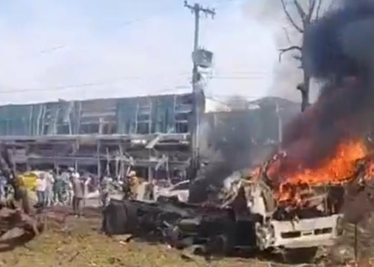 На авіабазі у Колумбії вибухнуло авто: багато жертв